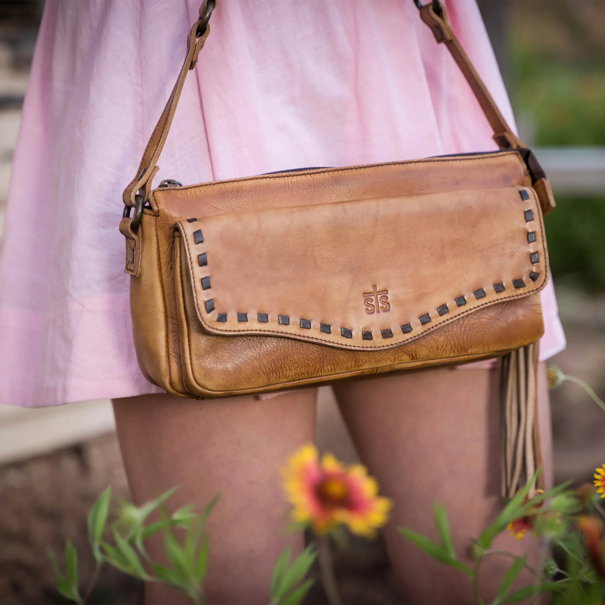 Bandera Tan Shoulder Bag - Image 4