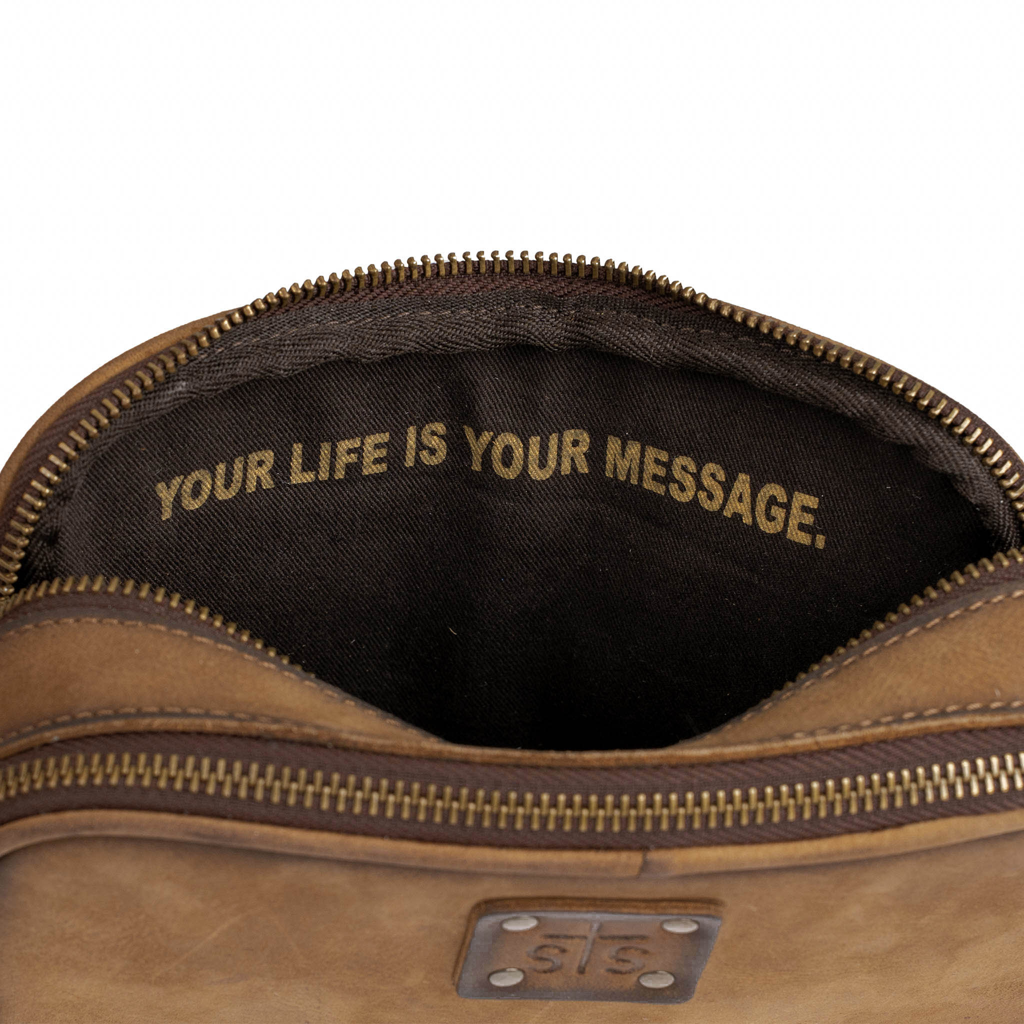 Baroness Basic Bliss Lucy Crossbody - Image 7