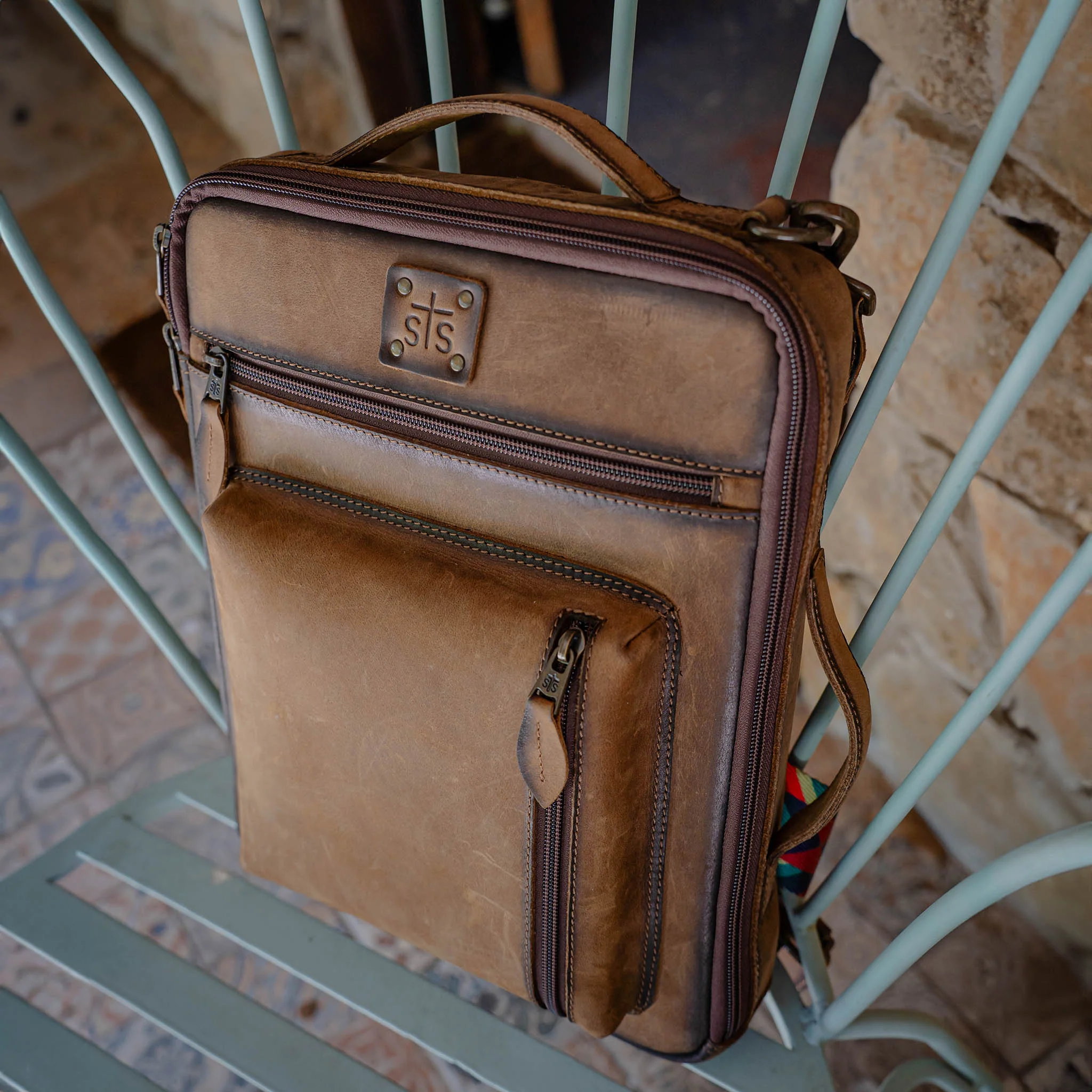 Baroness Basic Bliss Shiloh Backpack Messenger - Image 6