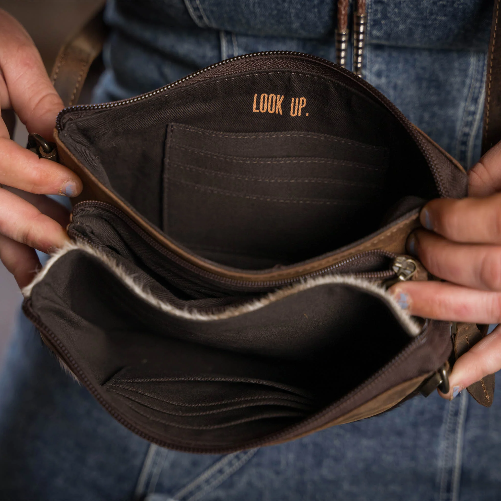 Cowhide Rio Crossbody - Image 4