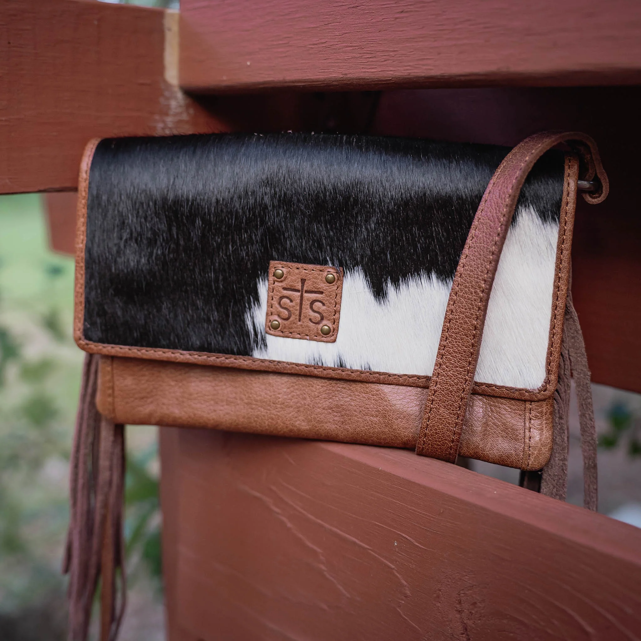 Indie Cowhide Harper Crossbody - Image 4