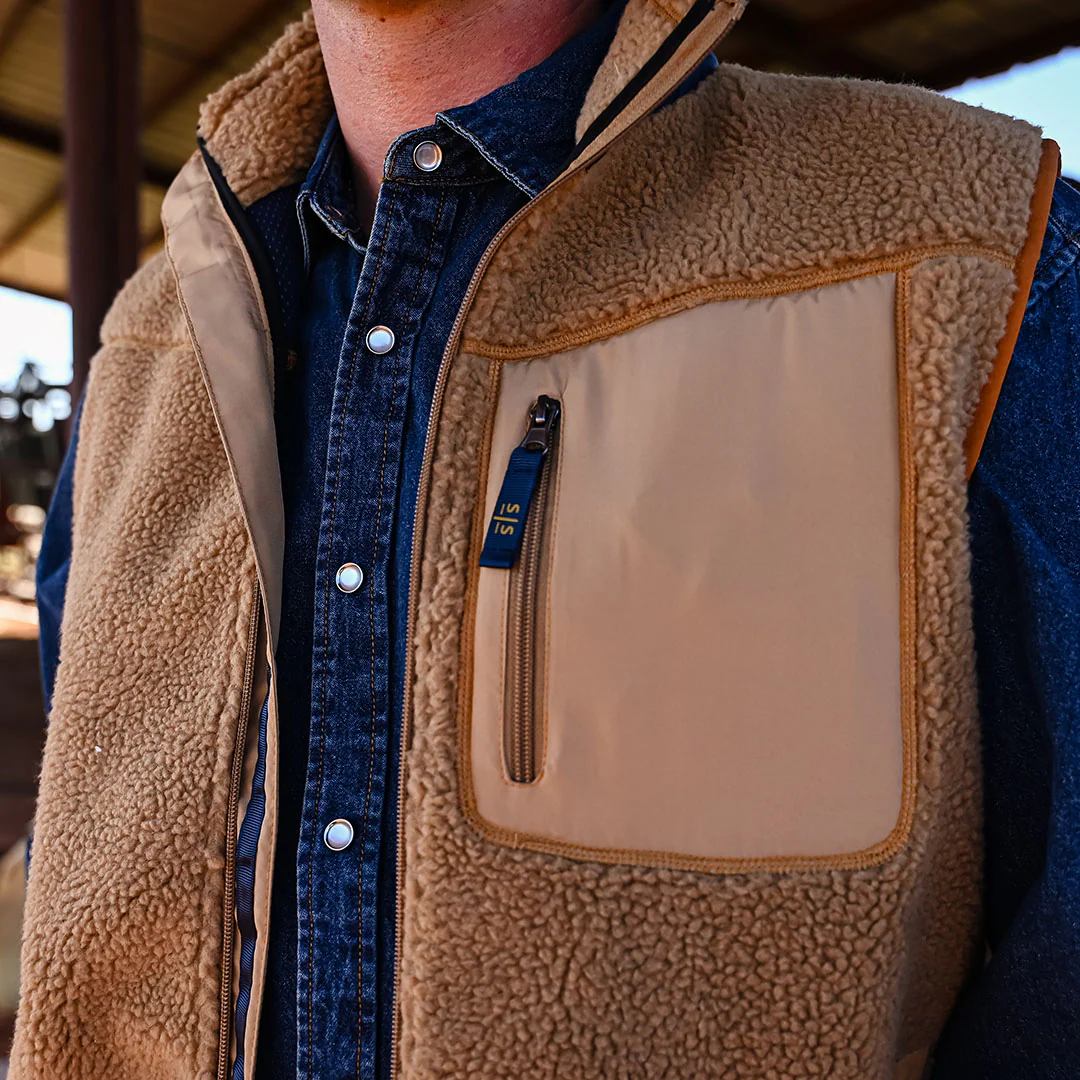 Men's Calgary Vest - Image 5