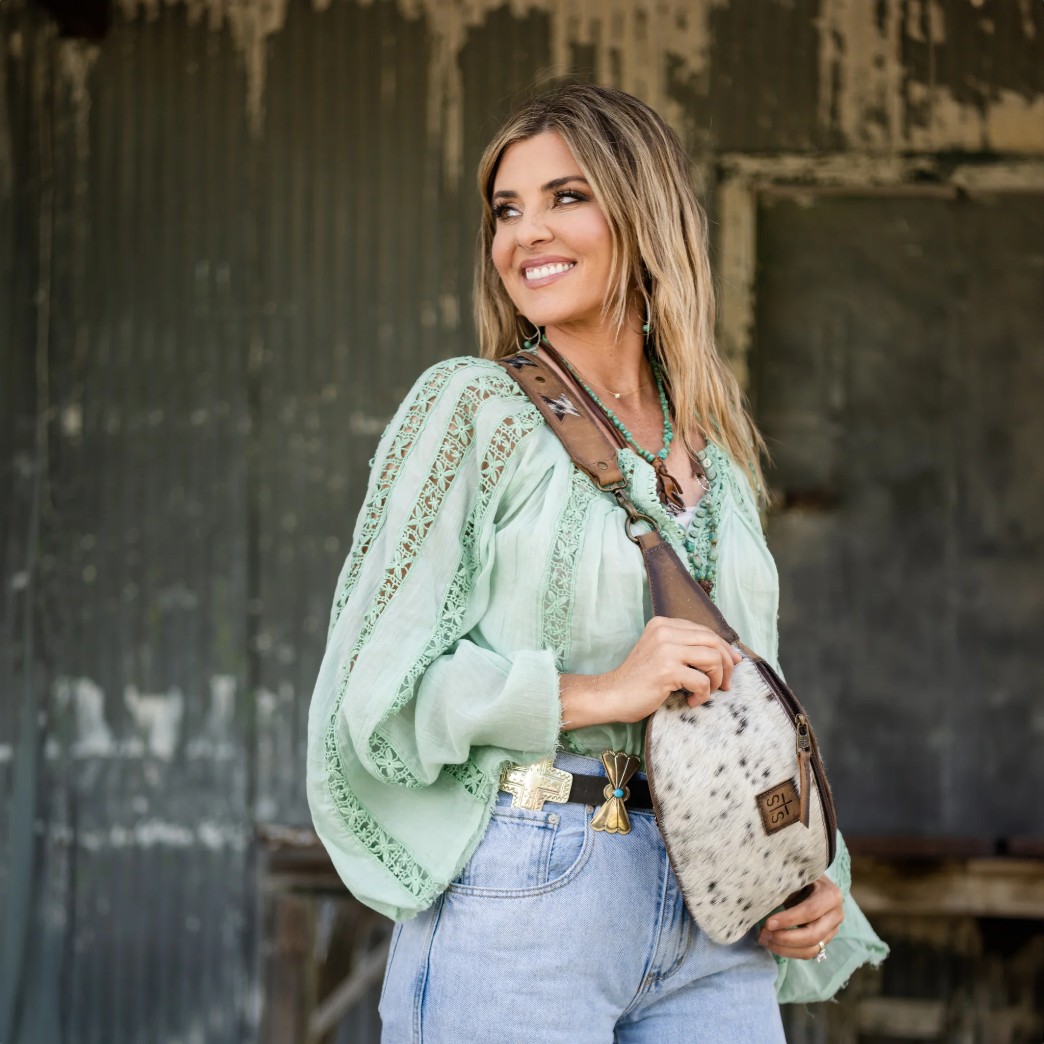 Roswell Cowhide Hildy Belt Bag - Image 4