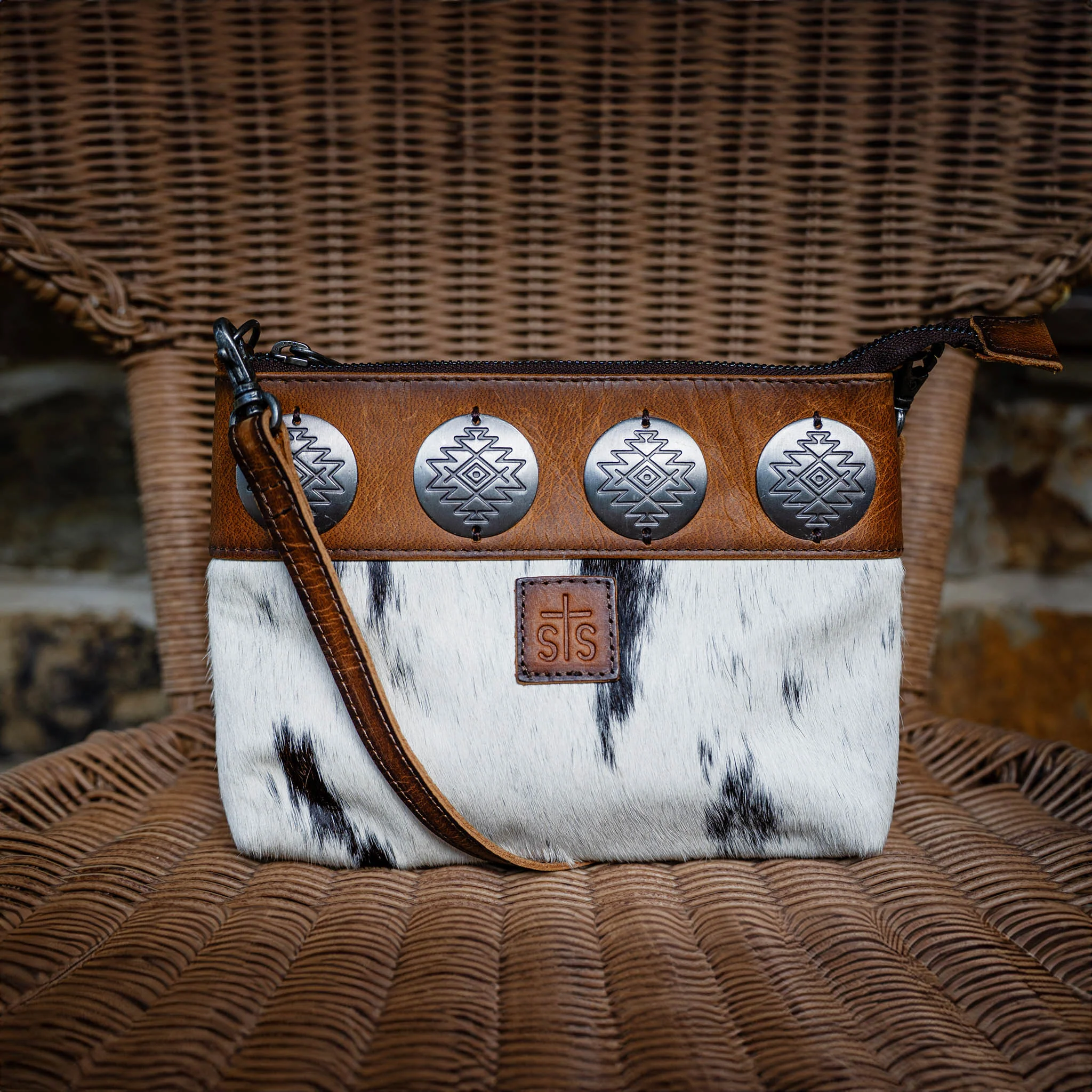 Vaquero Cowhide Grace Crossbody - Image 2