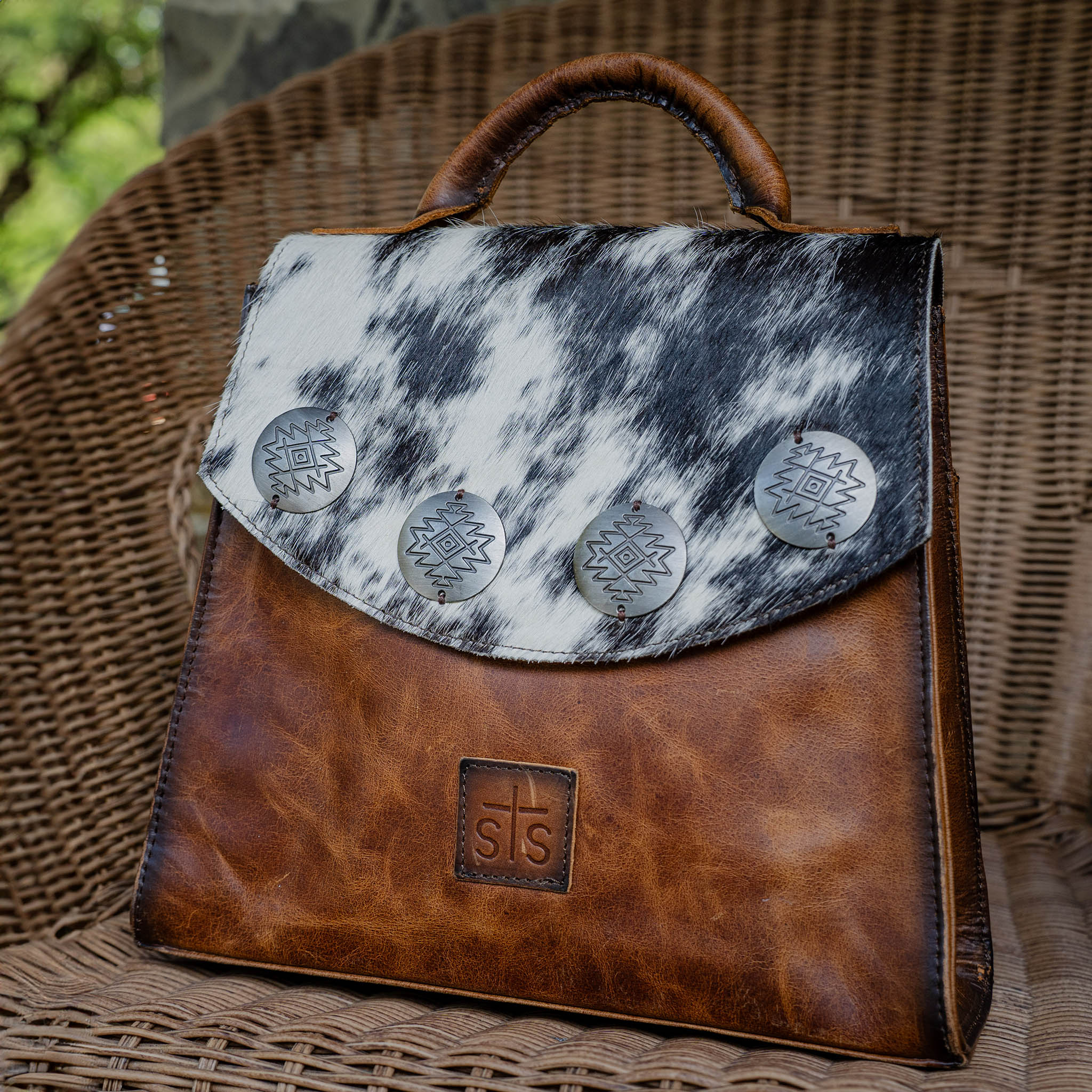 Vaquero Cowhide Remi Convertible Backpack - Image 6