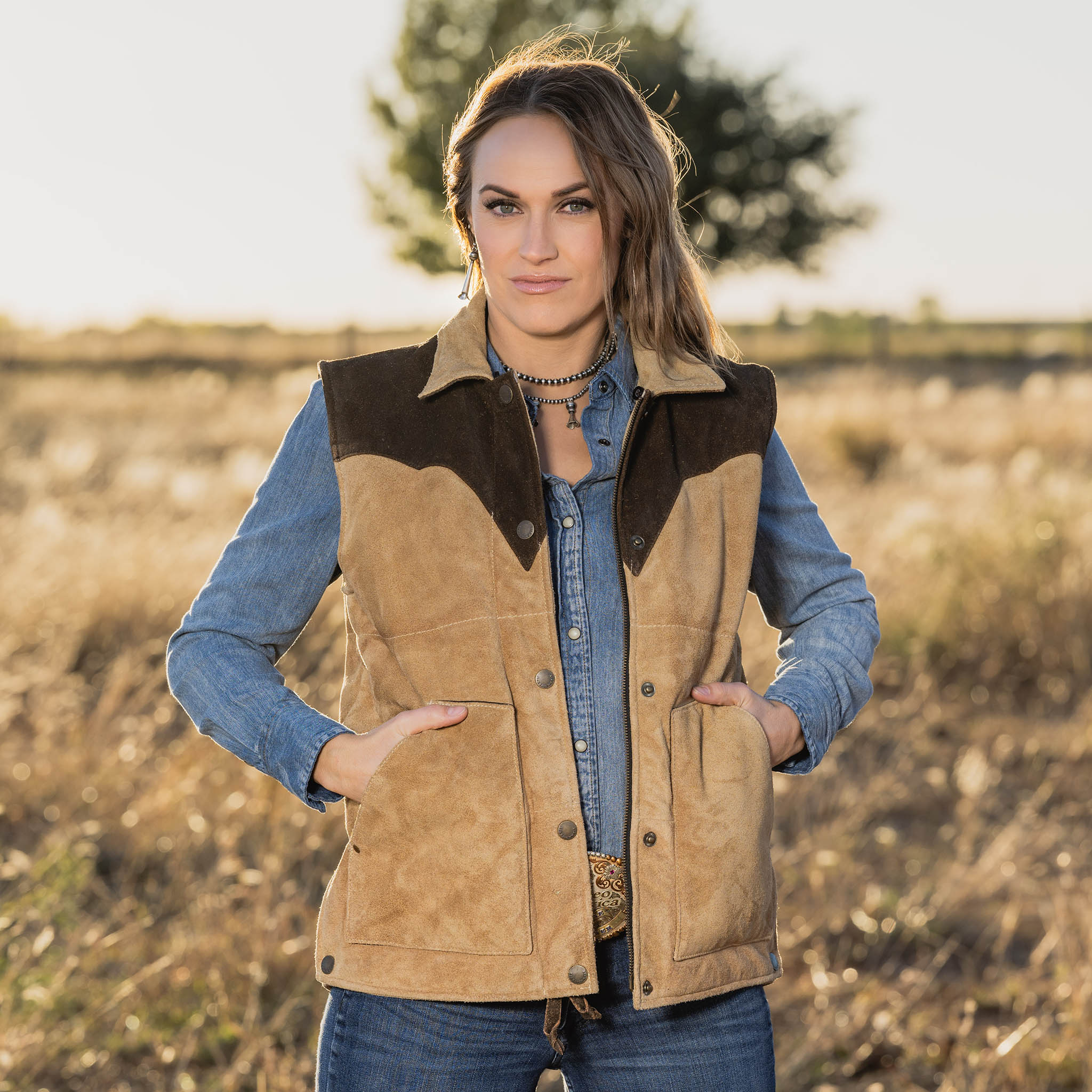 Women's Oliver Vest - Image 4